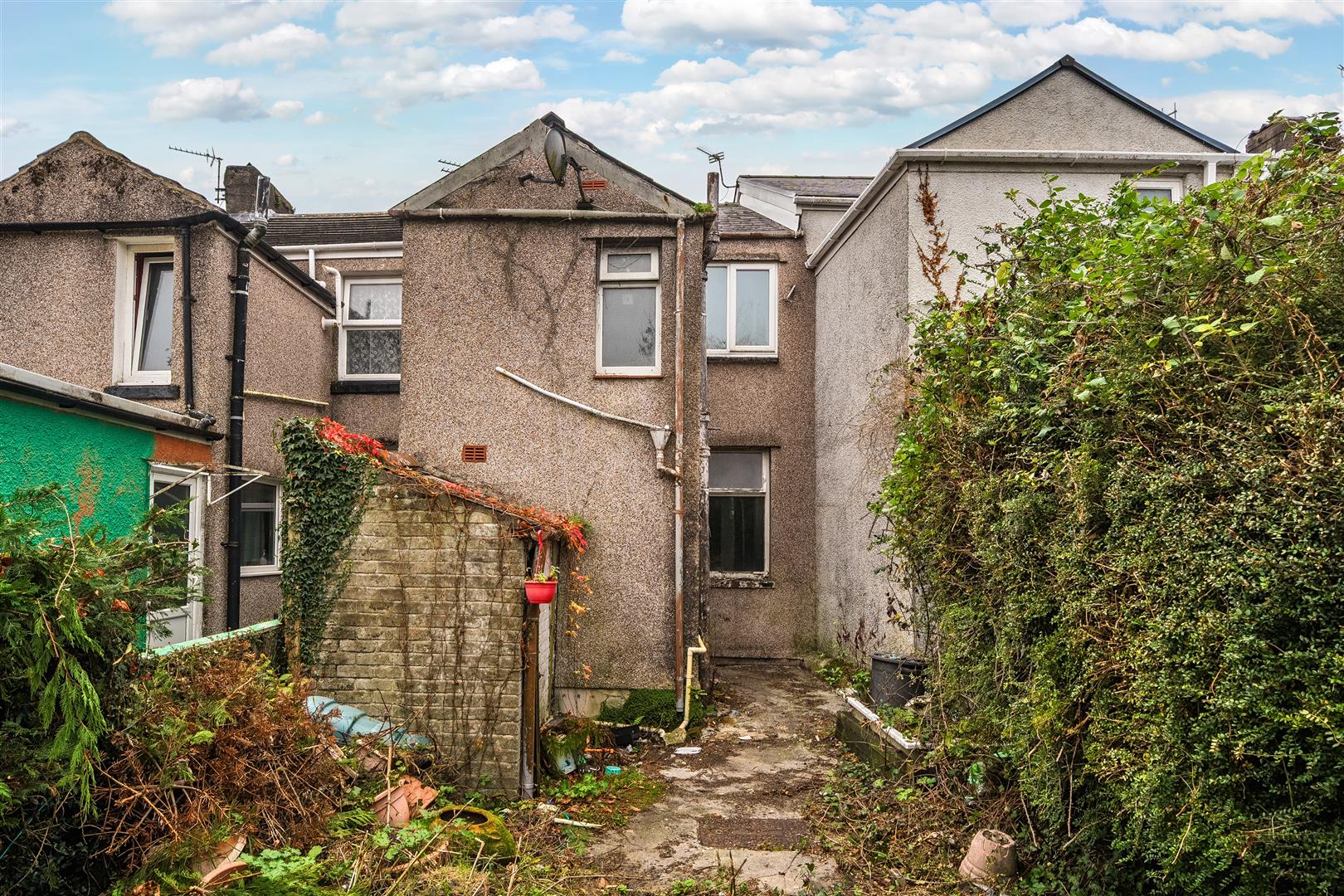 Newton Road, Newton, Swansea, SA3 4UD